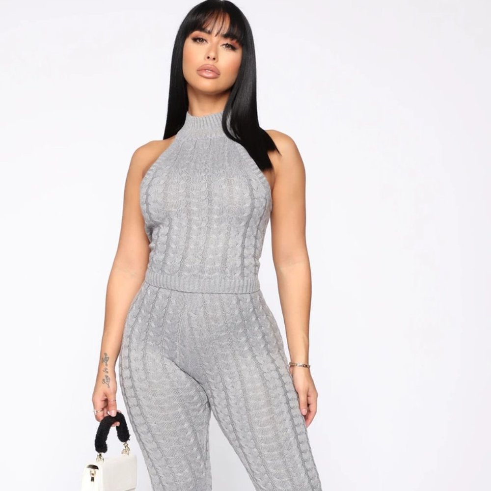 Iris Heather Grey, 2 Piece Sweater Set SZ S
